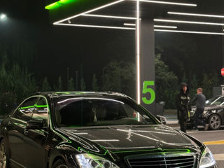 Mercedes S-Class