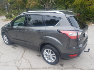 Ford Kuga foto 3