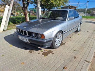 BMW 5 Series foto 9