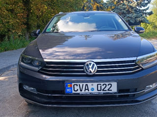 Volkswagen Passat foto 1