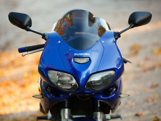 Suzuki SV650S foto 5