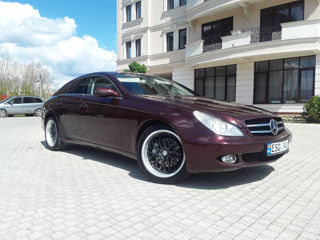 Mercedes CLS Class foto 2