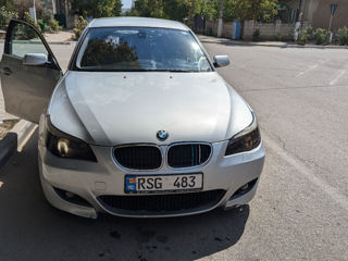 BMW 5 Series foto 4