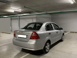 Chevrolet Aveo foto 3