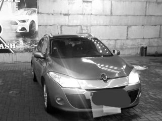 Renault Megane foto 1