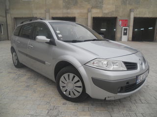 Renault Megane foto 2