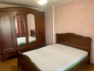 Apartament cu 3 camere, 85 m², Botanica, Chișinău foto 3