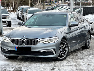 BMW 5 Series foto 4