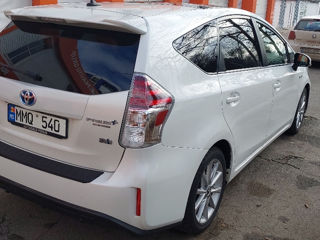 Toyota Prius + foto 6