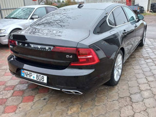 Volvo S90 foto 1