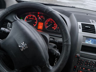 Peugeot 407 foto 9