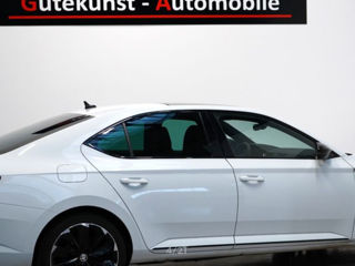 Skoda Superb foto 3