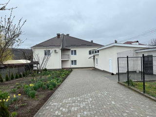 Casa de tip duplex in Cojusna ( intrare ) foto 1