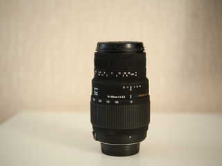 SIgma 70-300mm macro (Nikon)
