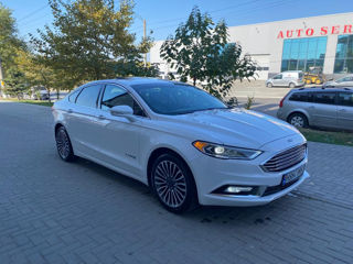 Ford Fusion foto 2