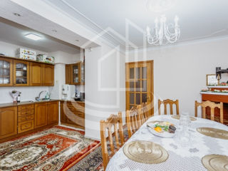 Apartament cu 3 camere, 90 m², Telecentru, Chișinău foto 2