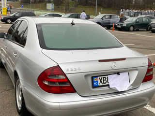 Mercedes E-Class foto 8