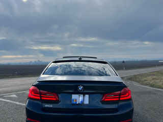 BMW 5 Series foto 6