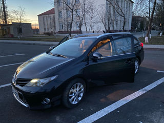 Toyota Auris foto 2