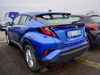 Toyota C-HR foto 4