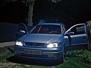 Opel Astra foto 9