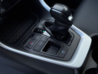 Toyota Rav 4 фото 12