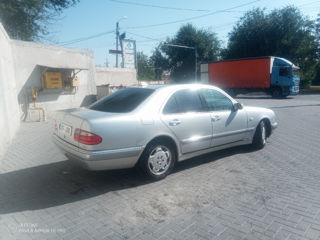 Mercedes E-Class