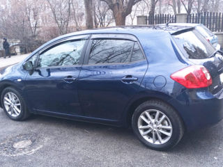 Toyota Auris foto 3