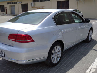 Volkswagen Passat foto 4