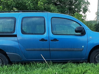 Kangoo MAXI Z.E.   La piese. foto 3