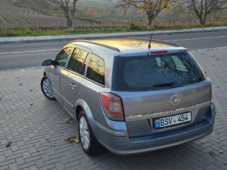 Opel Astra foto 3