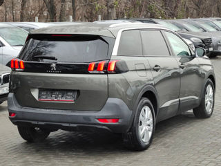 Peugeot 5008 foto 3