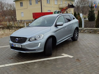 Volvo XC60 foto 2