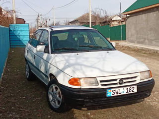 Opel Astra foto 2