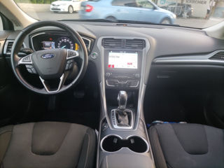 Ford Mondeo foto 7