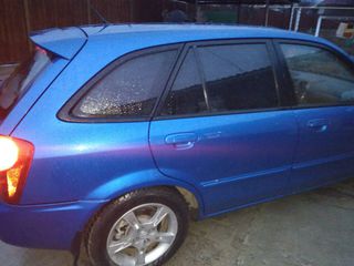 Mazda 323 foto 7