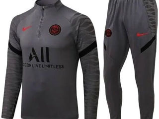 Nike x PSG 1/4 training kit