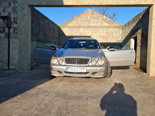 Mercedes CLK-Class foto 10