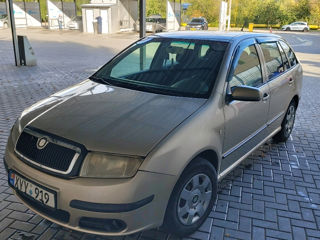 Skoda Fabia foto 4