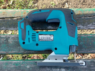 Makita DJV  182 foto 3