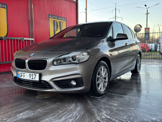 BMW 2 Series Active Tourer foto 2