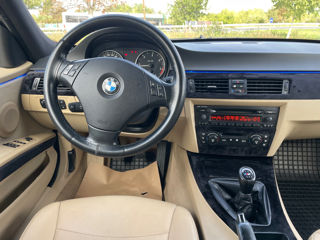 BMW 3 Series foto 10