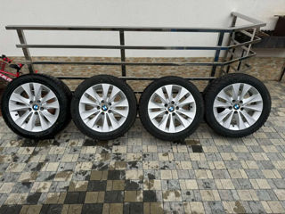 Se vind jante BMW cu cauciucuri de iarna 225/50 R17 foto 1