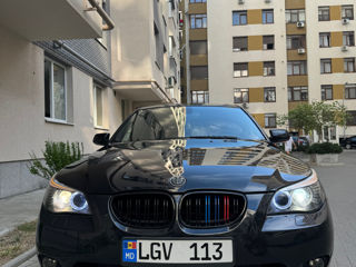 BMW 5 Series foto 2