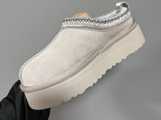 UGG Tazz Platform Light Grey Premium foto 4