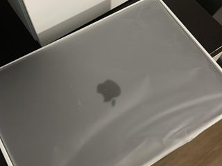 Macbook Air M1 новый.