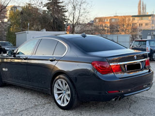 BMW 7 Series foto 4