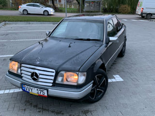 Mercedes E-Class foto 8