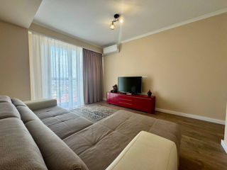 Apartament cu 2 camere, 65 m², Centru, Chișinău foto 1