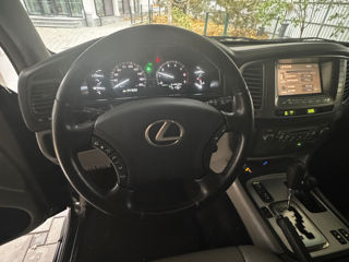 Lexus LX Series foto 3